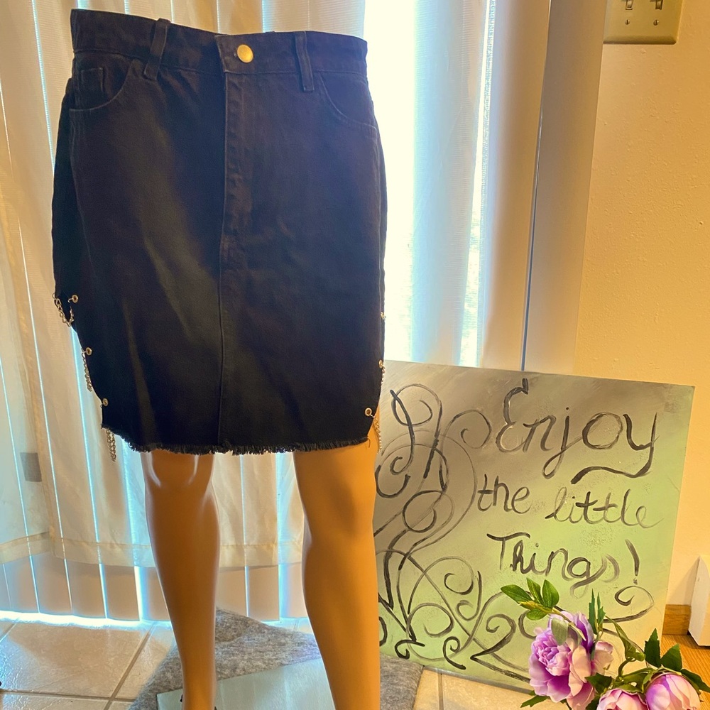 **New With Tags** “Chain Detail Denim Raw Hem Skirt by BooHoo
